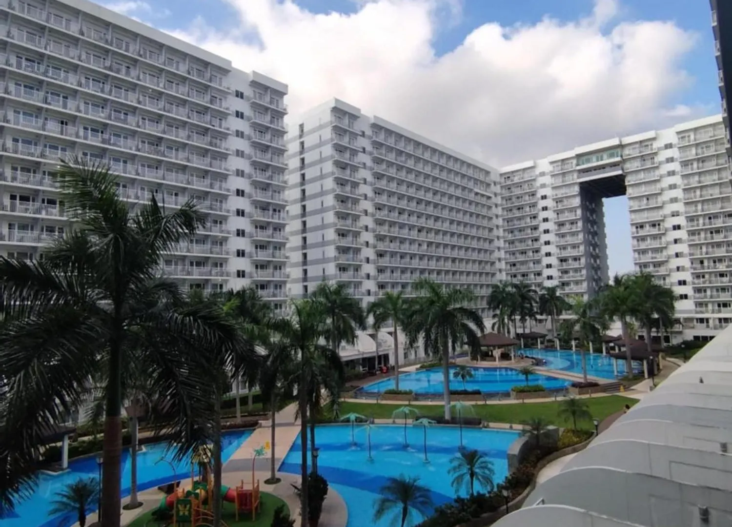 Shell Daniel & Trisha Hotel Pasay